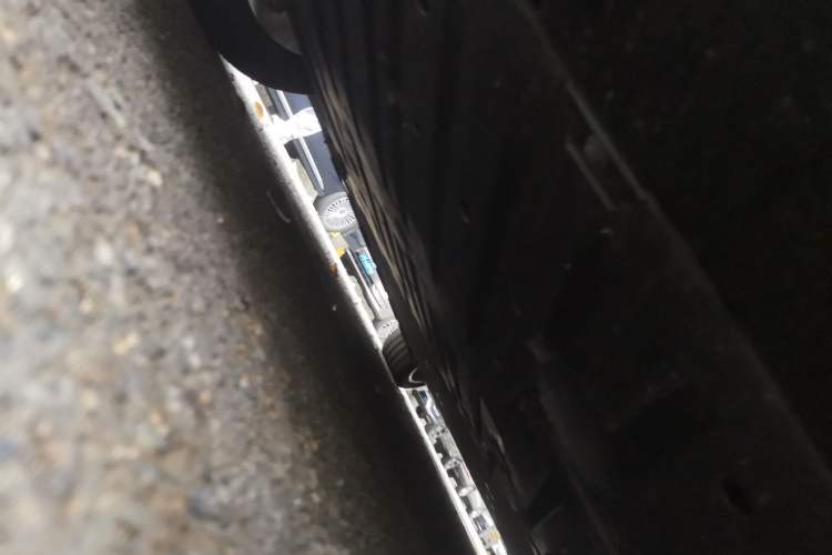 Used Avatr 12 2023 650 Three-Laser Four-Wheel Drive Performance Edition Chassis Front