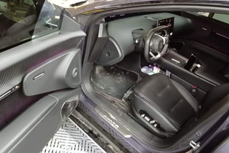 Used Avatr 12 2023 650 Three-Laser Four-Wheel Drive Performance Edition Driver Seat