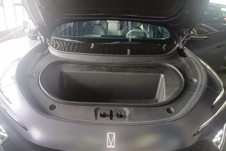 Used Avatr 12 2023 700 Three-Laser Rear-Wheel Drive Luxury Edition Engine Bay