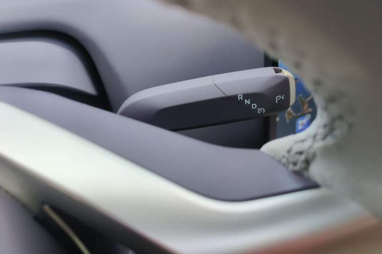 Used Avatr 12 2023 700 Three-Laser Rear-Wheel Drive Luxury Edition Gear Lever