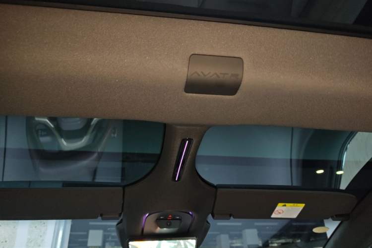 Used Avatr 12 2023 700 Three-Laser Rear-Wheel Drive Luxury Edition Headliner