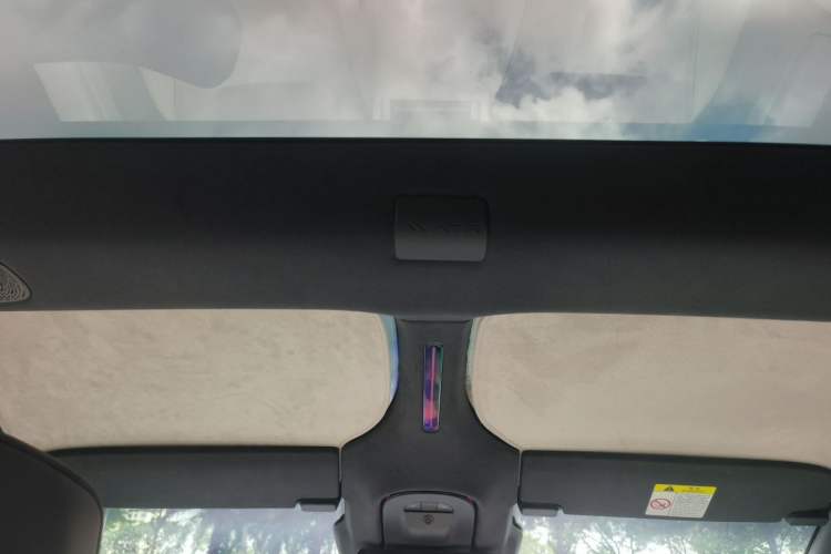 Used Avatr 12 2023 700 Three-Laser Rear-Wheel Drive Luxury Edition Headliner