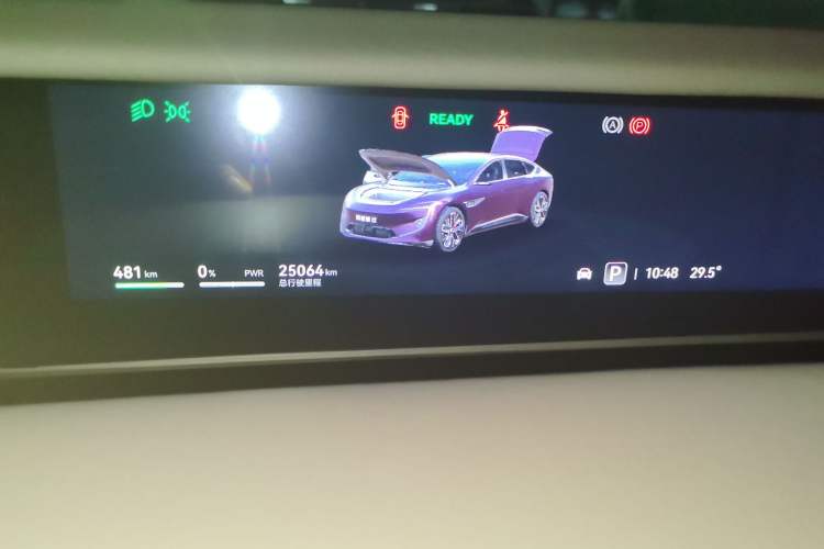 Used Avatr 12 2023 700 Three-Laser Rear-Wheel Drive Luxury Edition Instrument Cluster