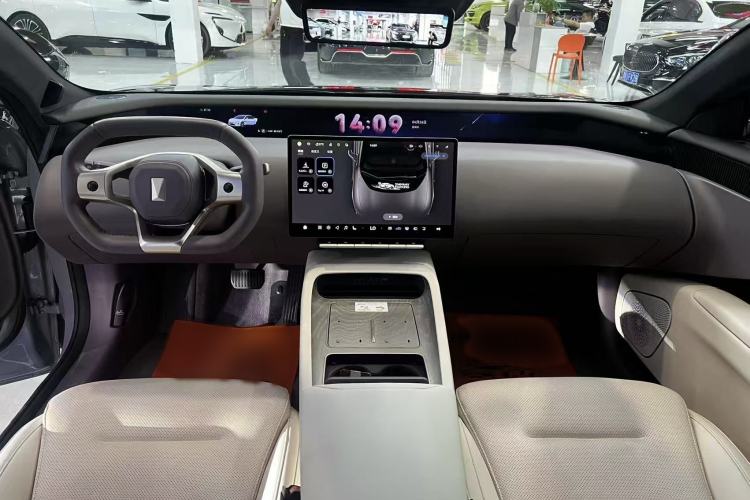 Used Avatr 12 2023 650 Three-Laser Four-Wheel Drive Performance Edition Interior 4