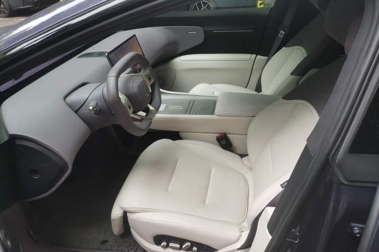 Used Avatr 12 2023 650 Three-Laser Four-Wheel Drive Performance Edition Left Front Seat