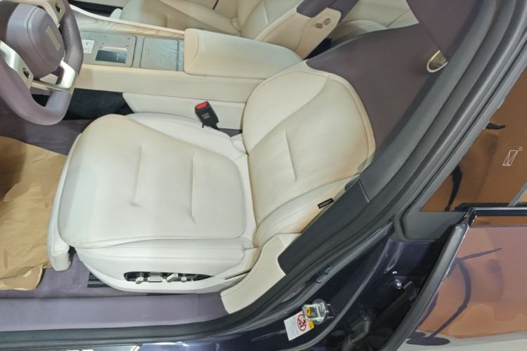 Used Avatr 12 2023 700 Three-Laser Rear-Wheel Drive Luxury Edition Left Front Seat