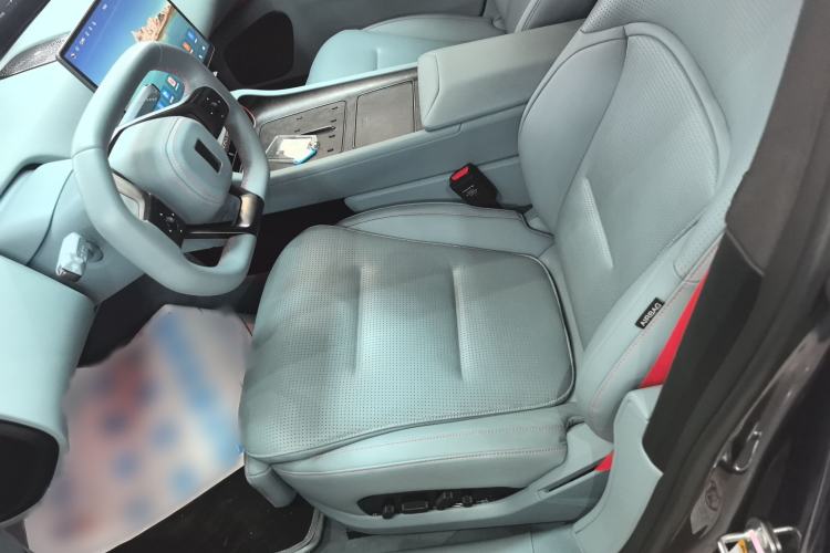 Used Avatr 12 2023 700 Three-Laser Rear-Wheel Drive Luxury Edition Left Front Seat