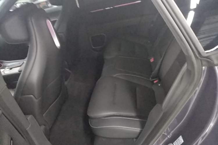 Used Avatr 12 2023 650 Three-Laser Four-Wheel Drive Performance Edition Left Rear Seat
