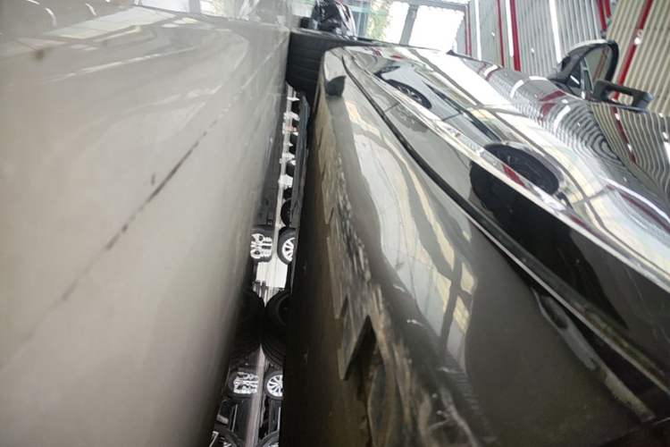 Used Avatr 12 2023 650 Three-Laser Four-Wheel Drive Performance Edition Left Side Sill