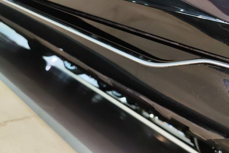 Used Avatr 12 2023 650 Three-Laser Four-Wheel Drive Performance Edition Left Side Sill