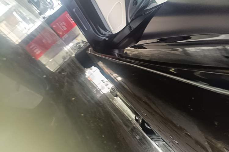 Used Avatr 12 2023 700 Three-Laser Rear-Wheel Drive Luxury Edition Left Side Sill