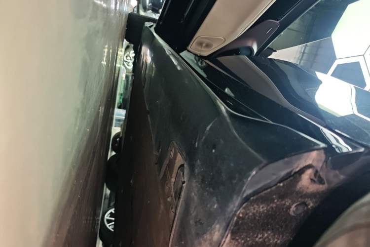 Used Avatr 12 2023 650 Three-Laser Four-Wheel Drive Performance Edition Left Side Sill