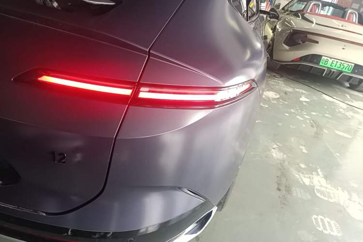 Used Avatr 12 2023 700 Three-Laser Rear-Wheel Drive Luxury Edition Right Rear Taillight