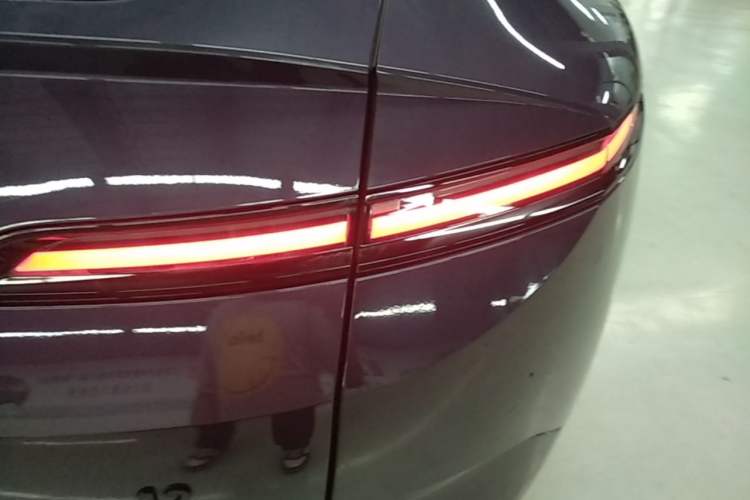 Used Avatr 12 2023 650 Three-Laser Four-Wheel Drive Performance Edition Right Rear Taillight