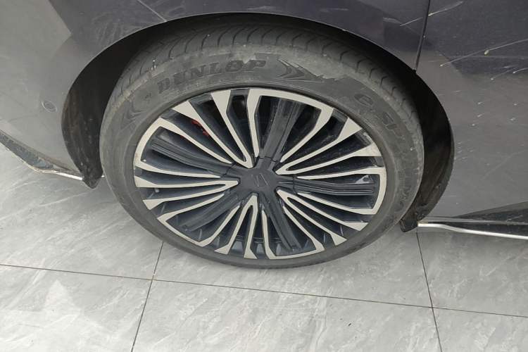 Used Avatr 12 2023 700 Three-Laser Rear-Wheel Drive Luxury Edition Right Rear Wheel Hub
