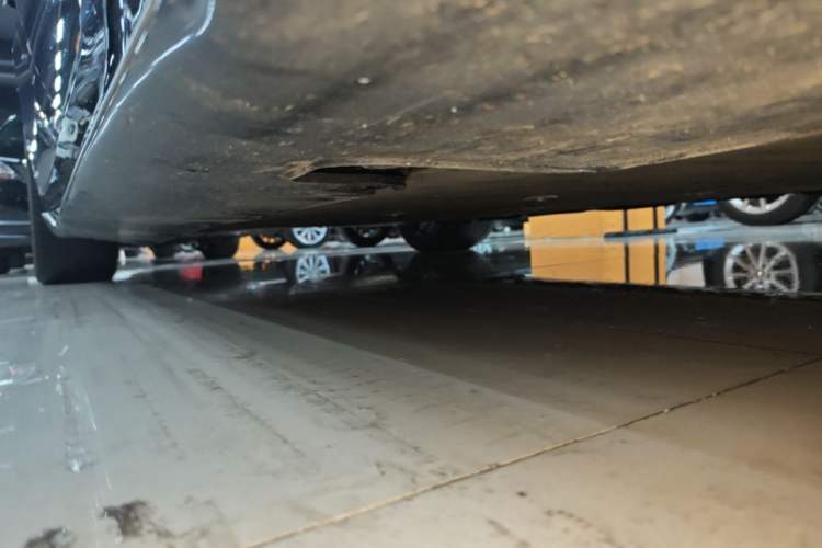 Used Avatr 12 2023 700 Three-Laser Rear-Wheel Drive Luxury Edition Right Side Sill