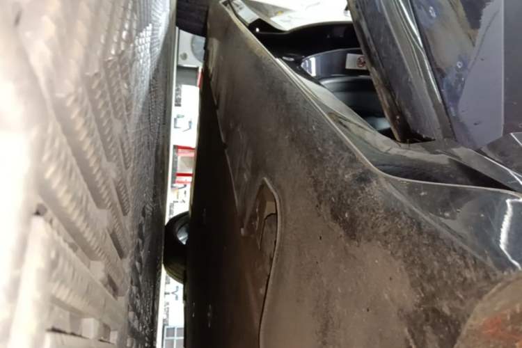 Used Avatr 12 2023 650 Three-Laser Four-Wheel Drive Performance Edition Right Side Sill