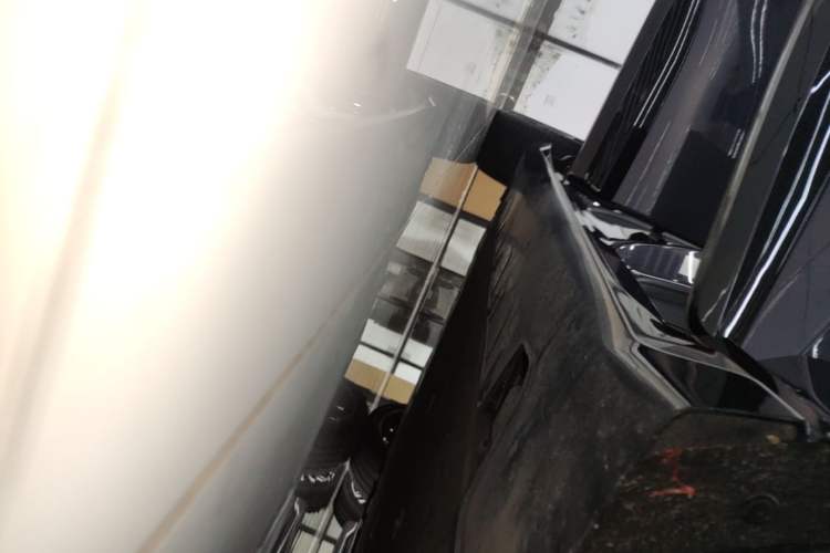 Used Avatr 12 2023 650 Three-Laser Four-Wheel Drive Performance Edition Right Side Sill