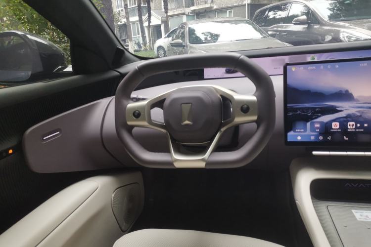 Used Avatr 12 2023 650 Three-Laser Four-Wheel Drive Performance Edition Steering Wheel