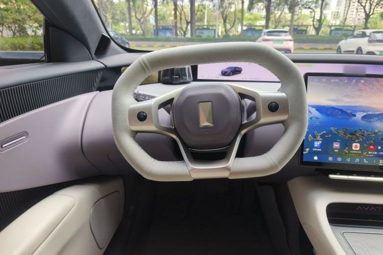 Used Avatr 12 2023 700 Three-Laser Rear-Wheel Drive Luxury Edition Steering Wheel