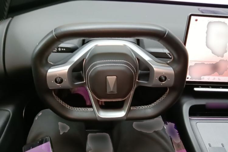 Used Avatr 12 2023 650 Three-Laser Four-Wheel Drive Performance Edition Steering Wheel