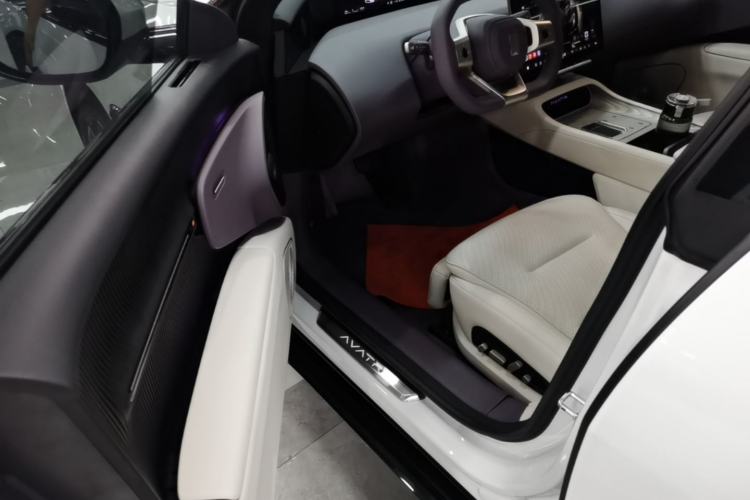 Used Avatr 12 2023 700 Three-Laser Rear-Wheel Drive Luxury Edition Driver Seat