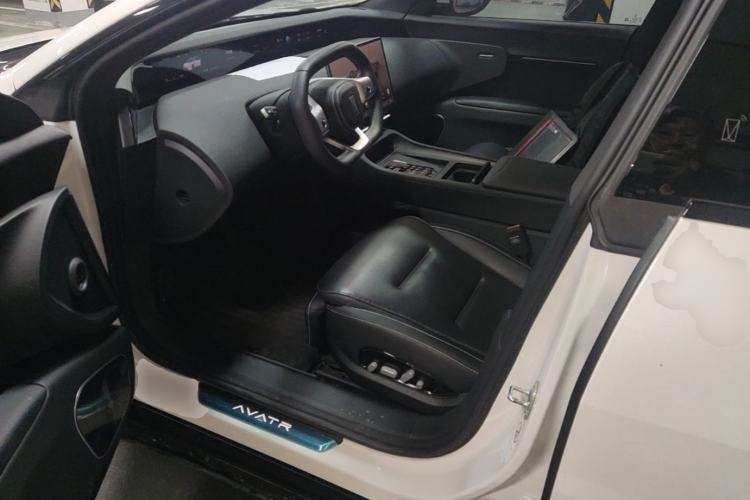 Used Avatr 12 2023 650 Three-Laser Four-Wheel Drive Performance Edition Driver Seat