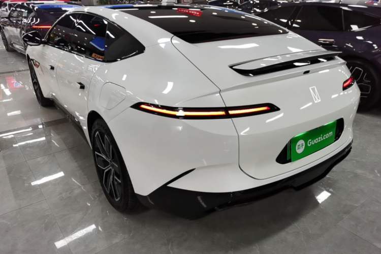 Used Avatr 12 2023 700 Three-Laser Rear-Wheel Drive Luxury Edition Exterior 2