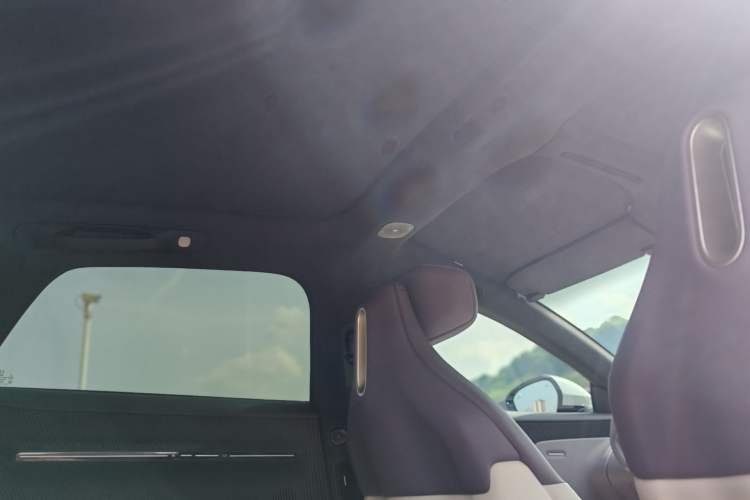 Used Avatr 12 2023 700 Three-Laser Rear-Wheel Drive Luxury Edition Headliner