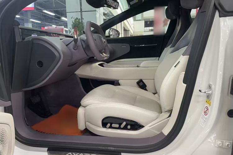 Used Avatr 12 2023 700 Three-Laser Rear-Wheel Drive Luxury Edition Interior 2