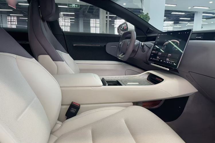 Used Avatr 12 2023 700 Three-Laser Rear-Wheel Drive Luxury Edition Interior 5