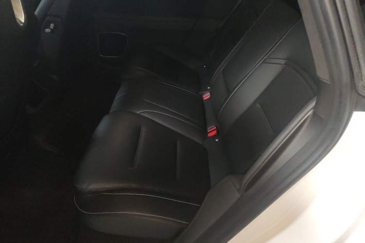 Used Avatr 12 2023 650 Three-Laser Four-Wheel Drive Performance Edition Left Rear Seat