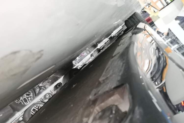 Used Avatr 12 2023 700 Three-Laser Rear-Wheel Drive Luxury Edition Left Side Sill