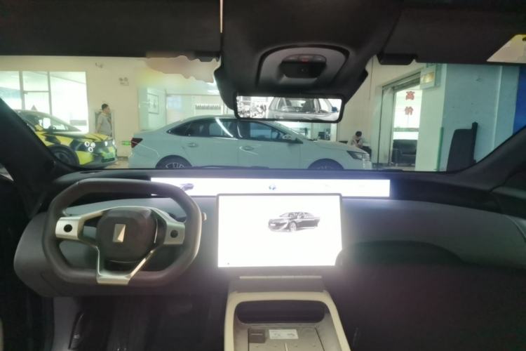 Used Avatr 12 2024 650 Three-Laser Four-Wheel Drive Performance Edition Center Console