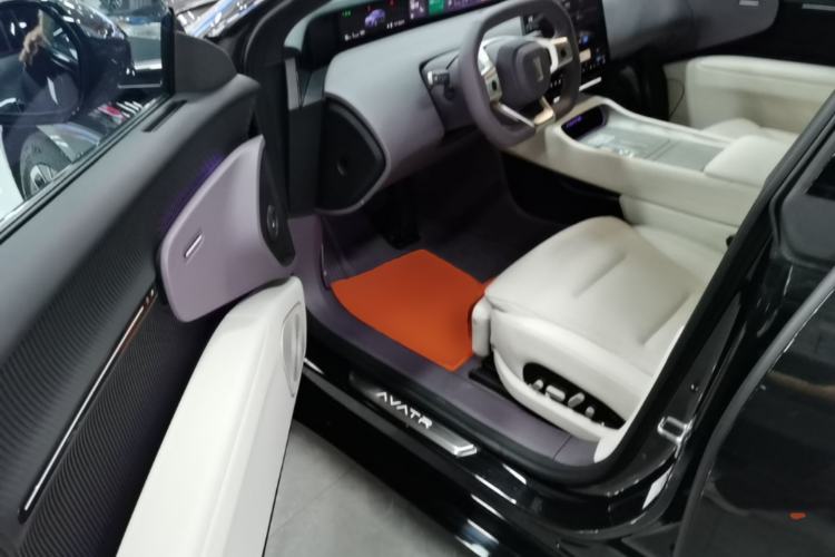 Used Avatr 12 2024 Updated Version 700 Three-Laser Rear-Wheel Drive Luxury Edition Driver Seat
