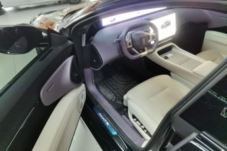 Used Avatr 12 2024 650 Three-Laser Four-Wheel Drive Performance Edition Driver Seat