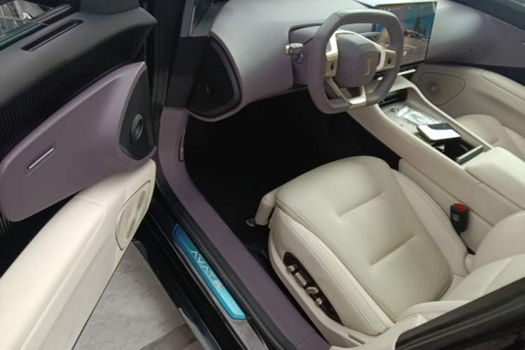 Used Avatr 12 2024 700 Three-Laser Rear-Wheel Drive Luxury Edition Driver Seat