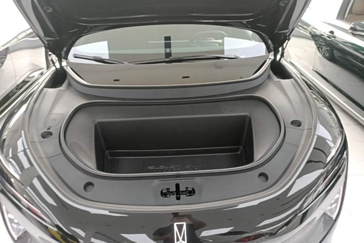 Used Avatr 12 2024 Updated Version 700 Three-Laser Rear-Wheel Drive Luxury Edition Engine Bay