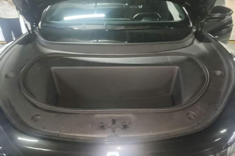 Used Avatr 12 2024 650 Three-Laser Four-Wheel Drive Performance Edition Engine Bay