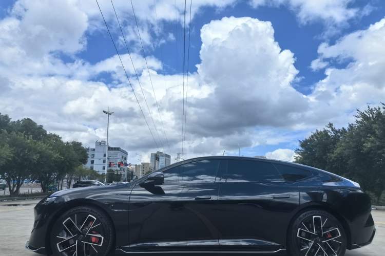 Used Avatr 12 2024 700 Three-Laser Rear-Wheel Drive Luxury Edition Exterior 1