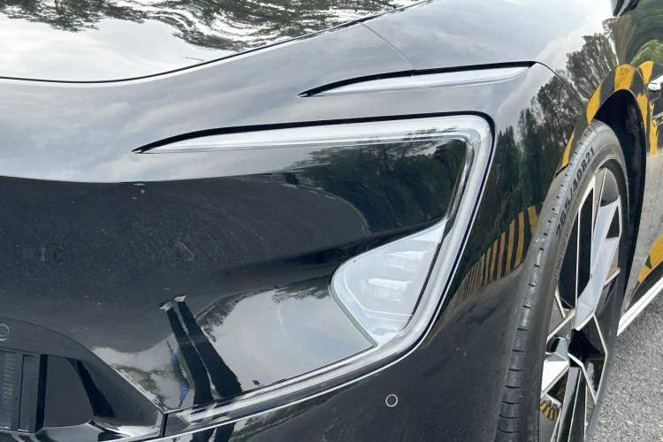 Used Avatr 12 2024 700 Three-Laser Rear-Wheel Drive Luxury Edition Exterior 6