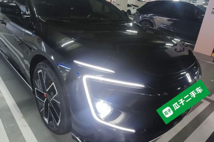 Used Avatr 12 2024 650 Three-Laser Four-Wheel Drive Performance Edition Front Right 45 Deg