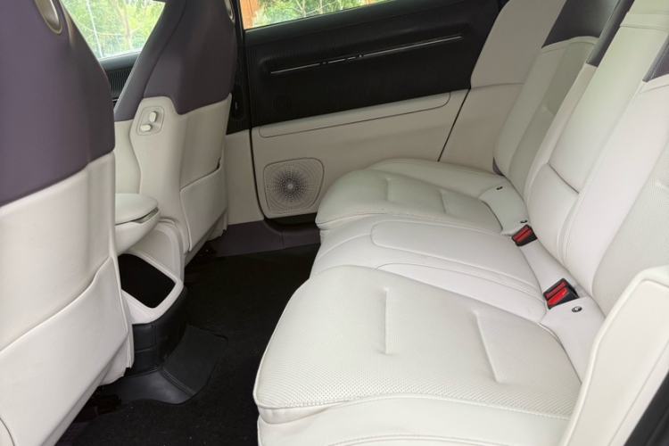 Used Avatr 12 2024 700 Three-Laser Rear-Wheel Drive Luxury Edition Interior 2