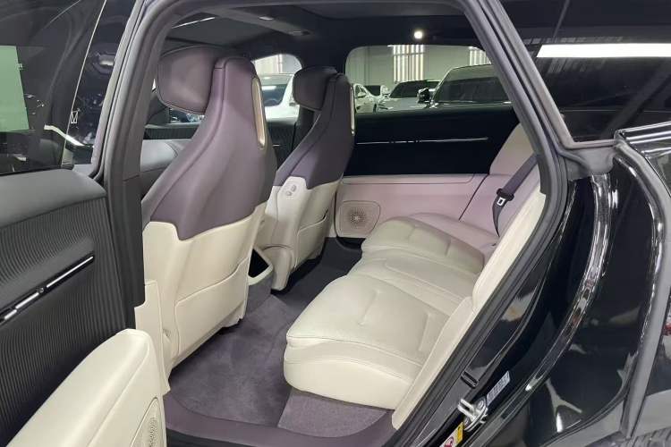 Used Avatr 12 2024 Updated Version 700 Three-Laser Rear-Wheel Drive Luxury Edition Interior 3