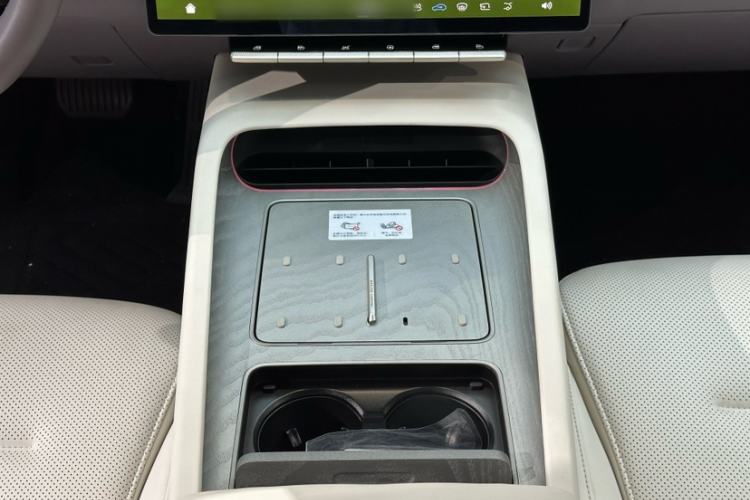 Used Avatr 12 2024 700 Three-Laser Rear-Wheel Drive Luxury Edition Interior 7