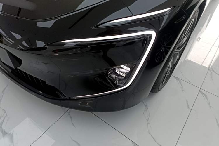 Used Avatr 12 2024 Updated Version 700 Three-Laser Rear-Wheel Drive Luxury Edition Left Front Headlight