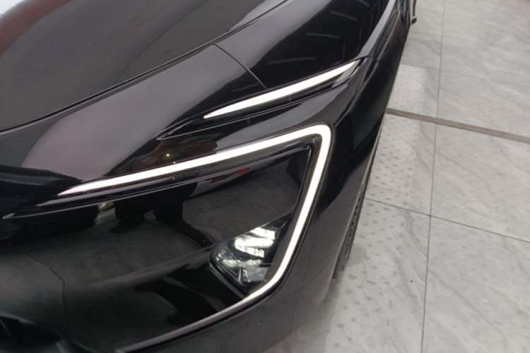 Used Avatr 12 2024 700 Three-Laser Rear-Wheel Drive Luxury Edition Left Front Headlight
