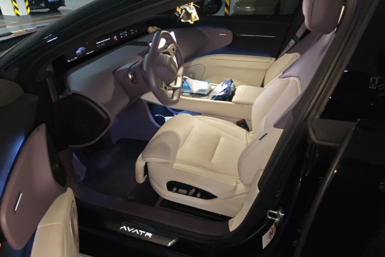 Used Avatr 12 2024 Updated Version 700 Three-Laser Rear-Wheel Drive Luxury Edition Left Front Seat