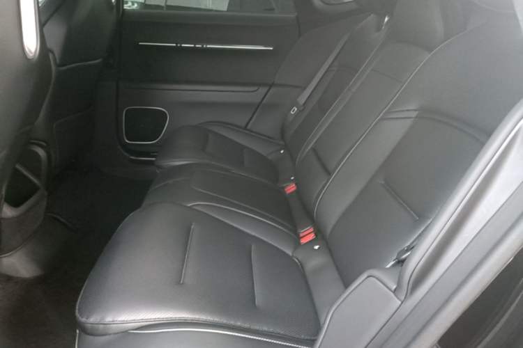 Used Avatr 12 2024 Updated Version 700 Three-Laser Rear-Wheel Drive Luxury Edition Left Rear Seat