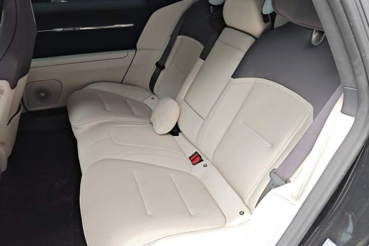 Used Avatr 12 2024 650 Three-Laser Four-Wheel Drive Performance Edition Left Rear Seat